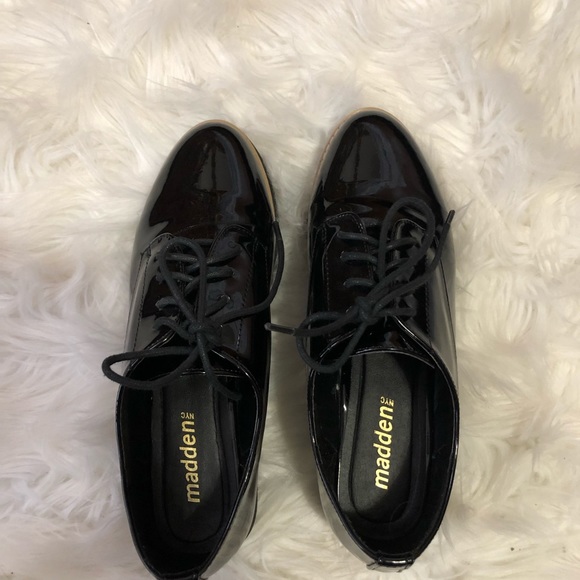 Sold!☺️ NYC Madden Platform Shoes - Picture 4 of 4